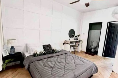 Коммерческая недвижимость с 25 спальнями в Чиангмай, Таиланд №98018 5