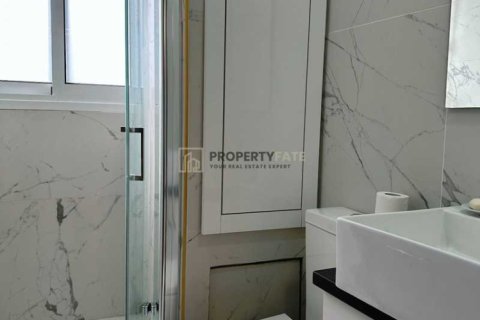 3 dormitorios Apartment en Limassol, Cyprus No. 65701 16