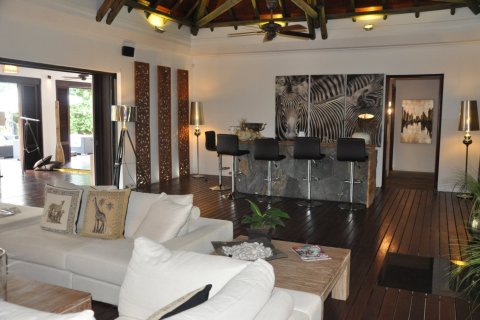 5 bedrooms Villa in Tamarin, Mauritius No. 60962 7