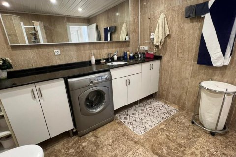 3 dormitorios Penthouse en Phong Thanh Tay A, Vietnam No. 13817 3