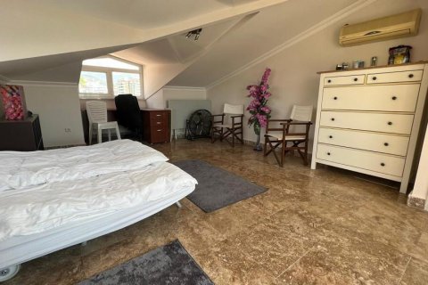 3 dormitorios Penthouse en Phong Thanh Tay A, Vietnam No. 13817 16