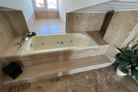 3 dormitorios Penthouse en Phong Thanh Tay A, Vietnam No. 13817 11