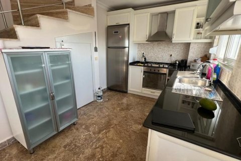 3 dormitorios Penthouse en Phong Thanh Tay A, Vietnam No. 13817 27