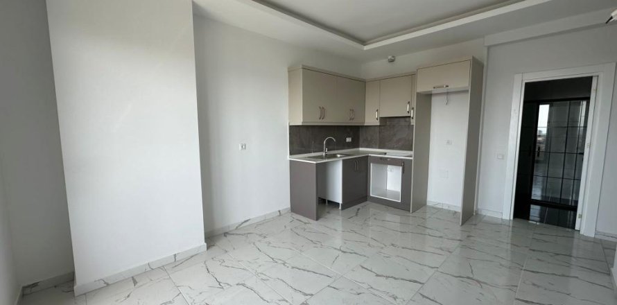 5 rooms Appartement à Antalya, Turkey No. 21829