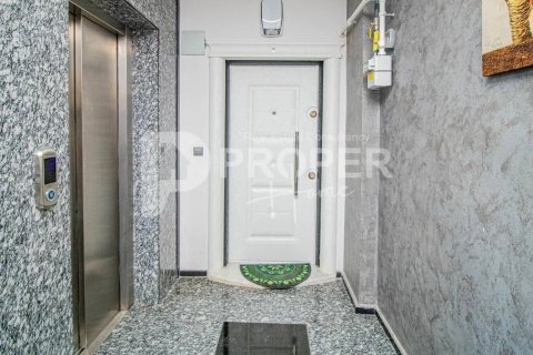 5 rooms Apartment in Thanh Khe, Vietnam No. 11490 16