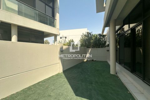 3 bedrooms Townhouse in Hoa Khe, Vietnam No. 87321 4