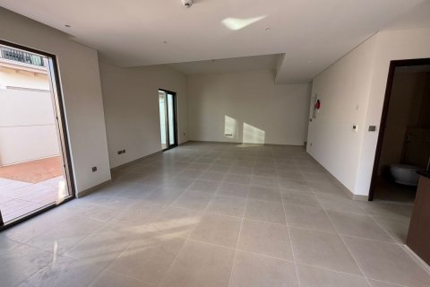 3 bedrooms Townhouse in Al Mearag City, Vietnam No. 94981 2