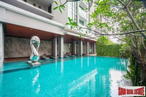 2 bedrooms Apartment in Bangkok, Thailand No. 96799 2