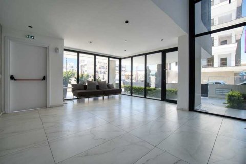 3 bedrooms Penthouse in Limassol, Cyprus No. 79751 2