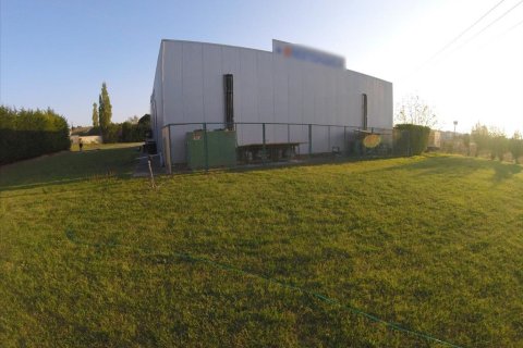 740m² Commercial property in Thermi, Greece No. 58831 6