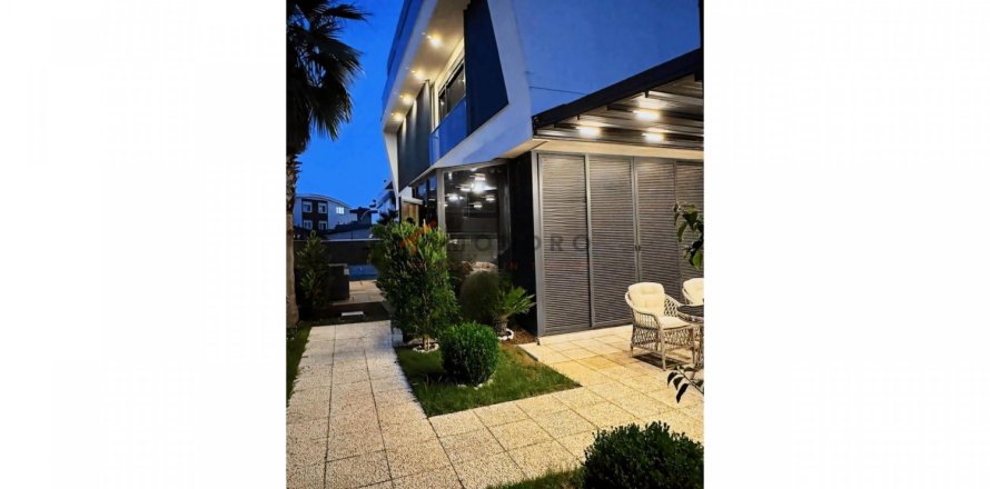 5 chambres Villa à Antalya, Turkey No. 115919