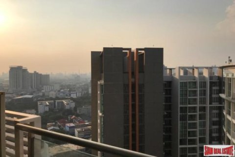 Квартира с 2 спальнями в Бангкок, Таиланд №95827 12