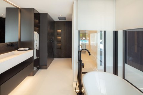 5 bedrooms Villa in Tan Xuan, Vietnam No. 27435 24