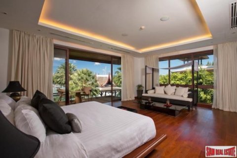 5 bedrooms Villa in Ko Kaeo, Thailand No. 97199 18