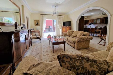 6 dormitorios Villa en Oroklini, Cyprus No. 81645 1