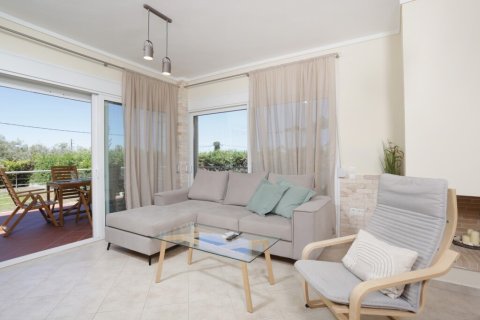 3 bedrooms House in Chalkidiki, Greece No. 108613 5