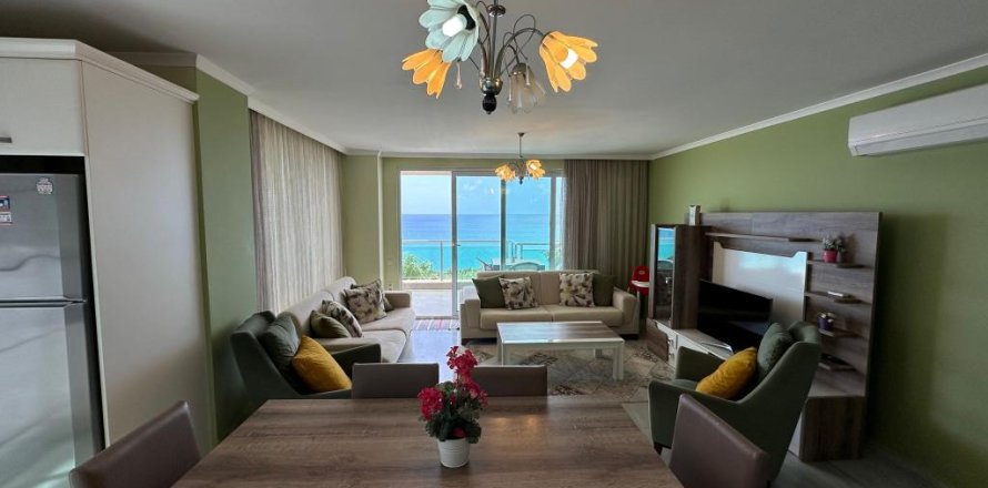 3 rooms Apartment in Kargicak, Turkey No. 21413