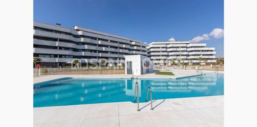 3 dormitorios Penthouse en Torremolinos, Spain No. 123348