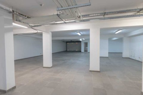 5 bedrooms Villa in Lakatamia, Cyprus No. 40020 4