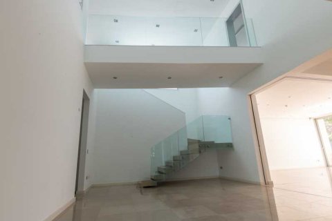 5 bedrooms Villa in Lakatamia, Cyprus No. 40020 5