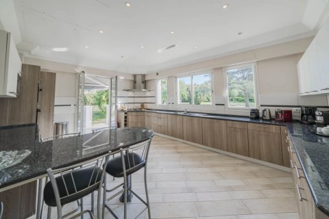 10 chambres Villa à Antibes, France No. 69162 10