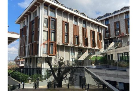 3 bedrooms Apartment in Dong Da, Vietnam No. 18023 2