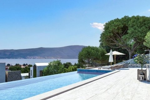 2 bedrooms Apartment in Tivat, Montenegro No. 66799 14