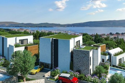 2 bedrooms Apartment in Tivat, Montenegro No. 66799 6