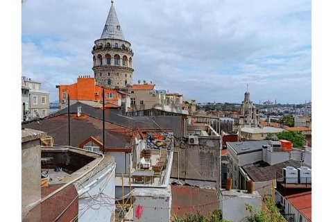 1 bedroom Apartment in Beyoglu, Turkey No. 121355