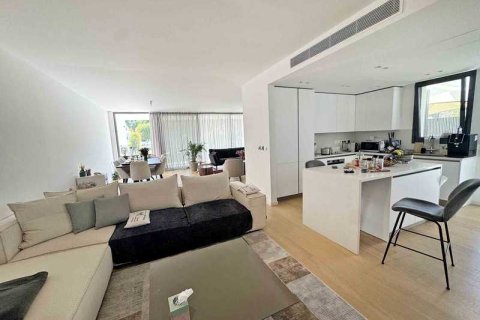 3 bedrooms Apartment in Enkomi, Cyprus No. 103545 3