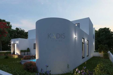 Дом с 4 спальнями в Энгоми, Кипр №101046 11