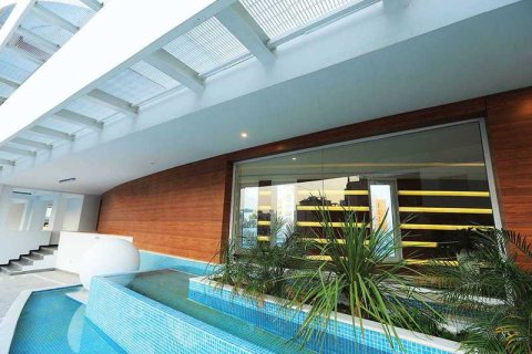 2 bedrooms Apartment in Larnaca, Cyprus No. 32552 2