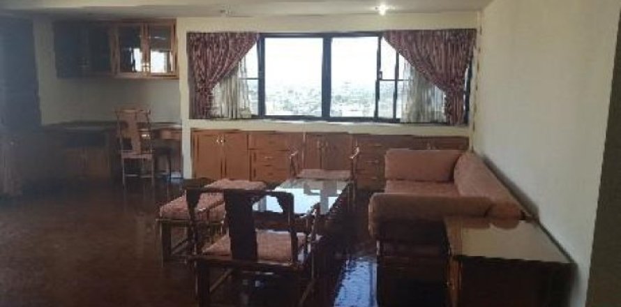 2 bedrooms Apartment in Bangkok, Thailand No. 95790