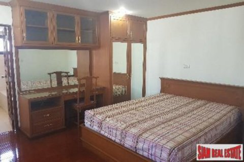 2 bedrooms Apartment in Bangkok, Thailand No. 95790 3