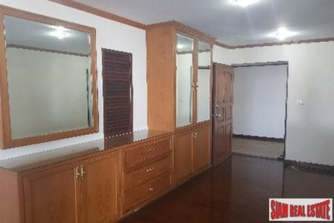 2 bedrooms Apartment in Bangkok, Thailand No. 95790 9