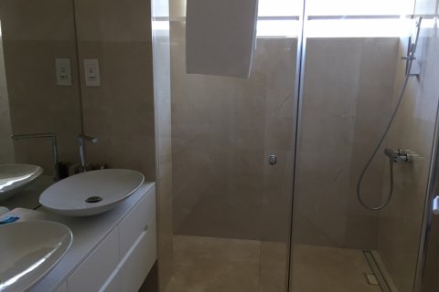 3 chambres Appartement à Nicosia, Cyprus No. 107028 8