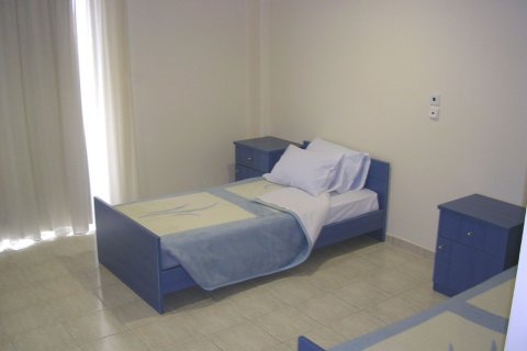 56 rooms Building in Thessaloniki, Greece No. 57880 9