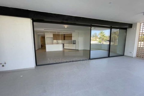 3 bedrooms Apartment in Enkomi, Cyprus No. 82463 9