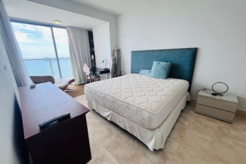 1 bedroom Apartment in Panama City, Panama No. 110043 2