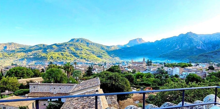 7 bedrooms Villa in Soller, Spain No. 126049