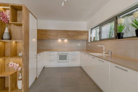 4 bedrooms Villa in Herceg Novi, Montenegro No. 78815 20