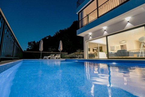 4 bedrooms Villa in Herceg Novi, Montenegro No. 78815 14