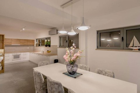 4 bedrooms Villa in Herceg Novi, Montenegro No. 78815 22