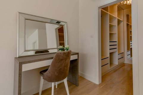 4 bedrooms Villa in Herceg Novi, Montenegro No. 78815 27