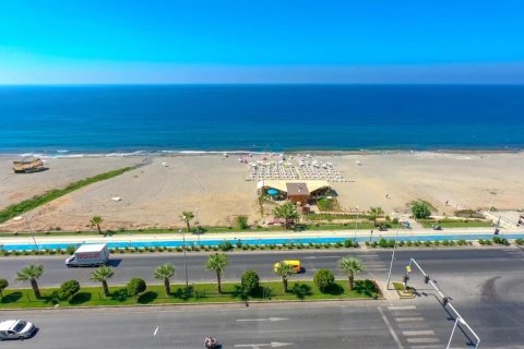 5 rooms Appartement à Mahmutlar, Turkey No. 21528