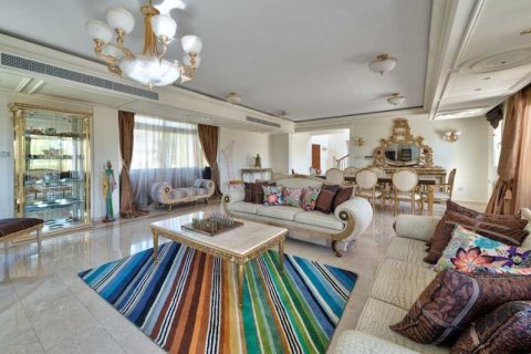 4 bedrooms Villa in Limassol, Cyprus No. 84390 5