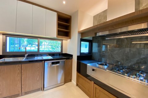 4 bedrooms House in Chiang Mai, Thailand No. 98189 17