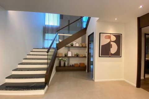 4 bedrooms House in Chiang Mai, Thailand No. 98189 8