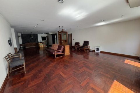 3 bedrooms Apartment in Bangkok, Thailand No. 97543 5