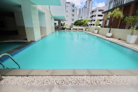 3 bedrooms Apartment in Bangkok, Thailand No. 97543 1